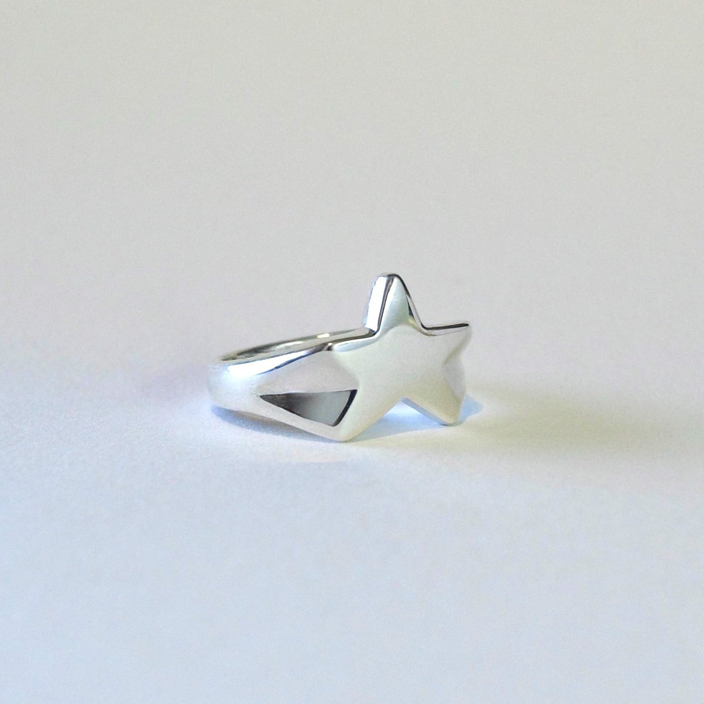 Mini 'Ziggy' Star Signet Ring