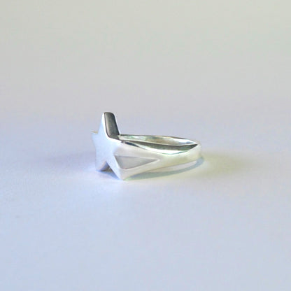 Mini 'Ziggy' Star Signet Ring