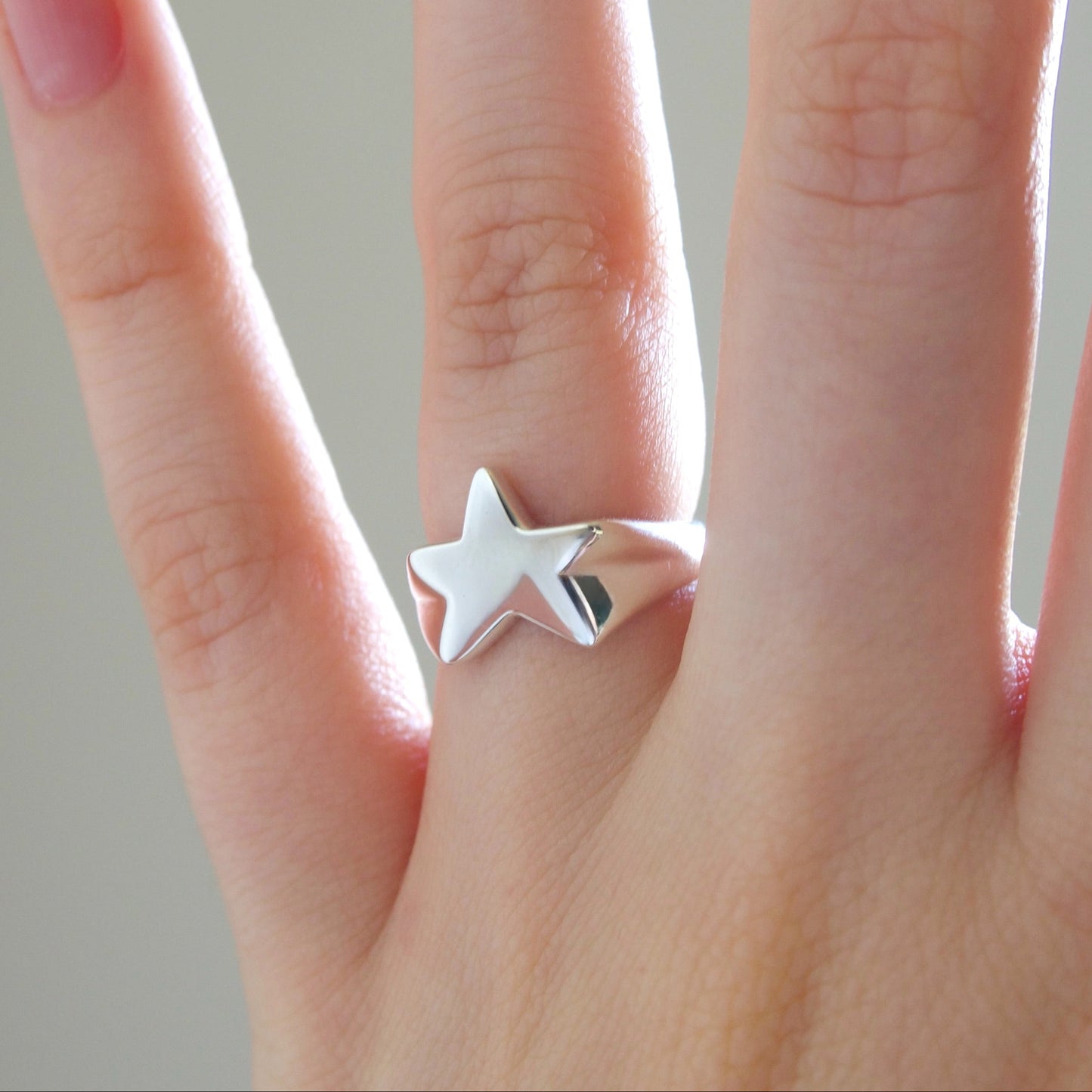 Mini 'Ziggy' Star Signet Ring