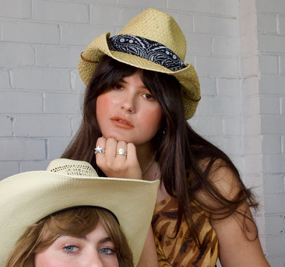 'Ziggy' Star Signet Ring